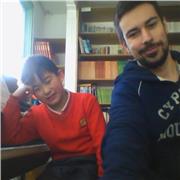 Pianista y músico acompañante oferta clases particulares con un método didáctico y divertido